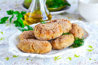 Котлеты из индейки сочные на сковороде