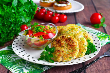 Котлеты из индейки с кабачками