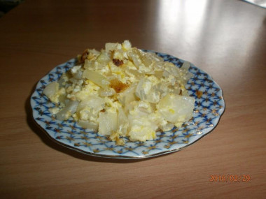 Лук с яйцом и майонезом