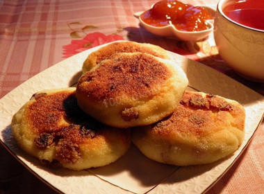 Сырники с манной крупой и творогом в мультиварке
