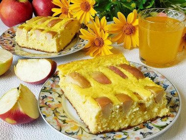 Творожная запеканка с яблоками в духовке