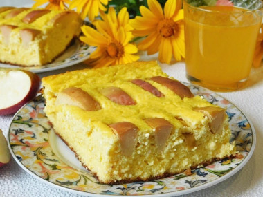 Творожная запеканка с яблоками в духовке