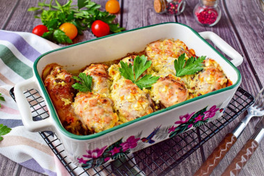Куриные ножки в сметане в духовке