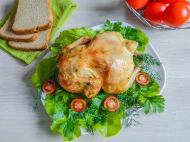Курица в духовке целиком на банке