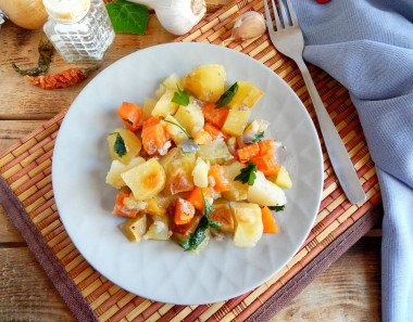Картошка с замороженной тыквой и кукурузой на гарнир