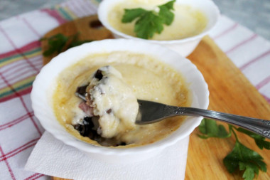 классический жульен с курицей и шампиньонами