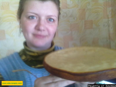Сладкий пирог на кефире с изюмом и ванилью