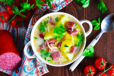 Сырный суп с плавленым сыром и колбасой