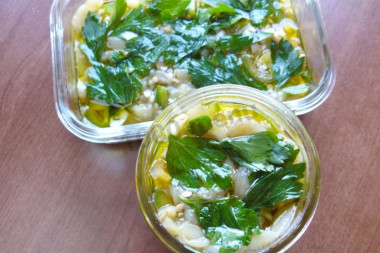 Баклажаны маринованные с чесноком и зеленью