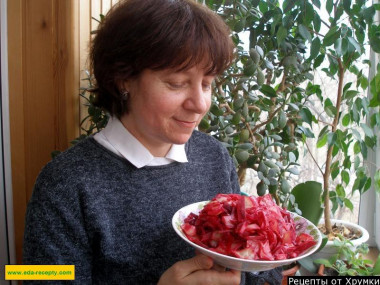 Капуста по корейски со свеклой