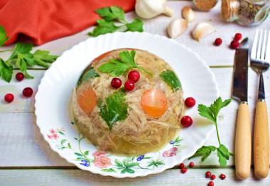 Холодец из рульки свиной и курицы