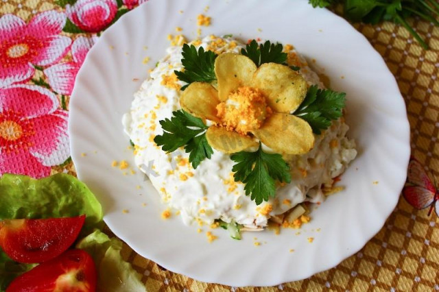 Салат Орхідея з чіпсами і куркою рецепт з фото покроково 