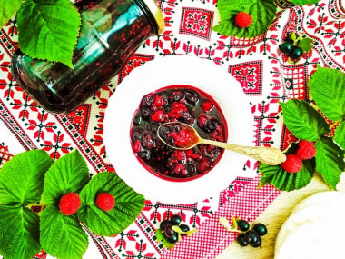 Варенье из малины и черной смородины