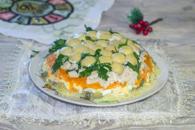 Салат Грибная поляна с курицей