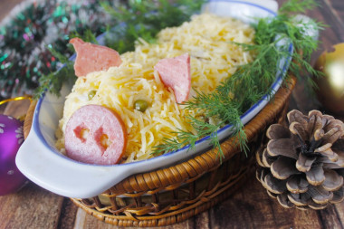 Салат Свинка с куриным филе