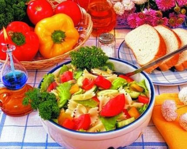 Салат итальянский с макаронами