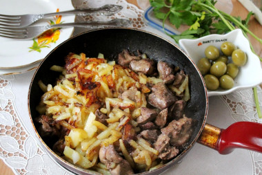 Жареная картошка с печенью